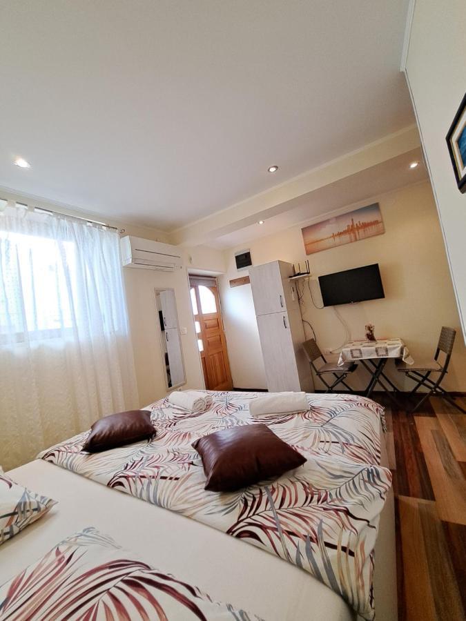 Meressa Nina&Leo Studio Apartments Novigrad  Ngoại thất bức ảnh