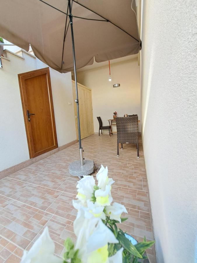 Meressa Nina&Leo Studio Apartments Novigrad  Ngoại thất bức ảnh