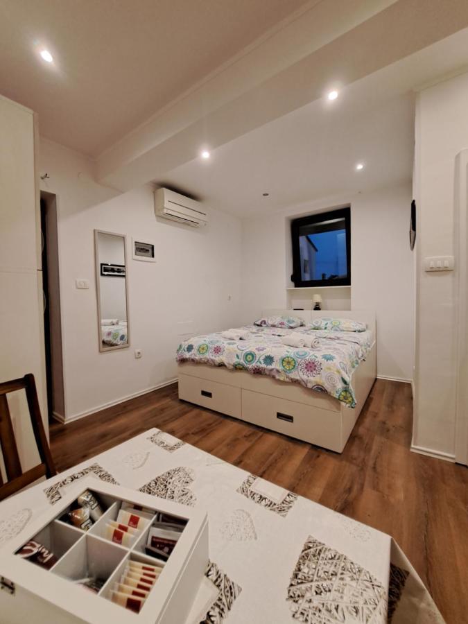Meressa Nina&Leo Studio Apartments Novigrad  Ngoại thất bức ảnh